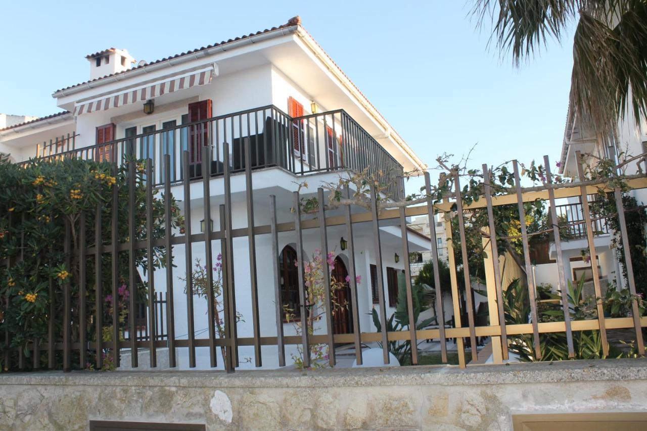 Appartement Noemi Near The *